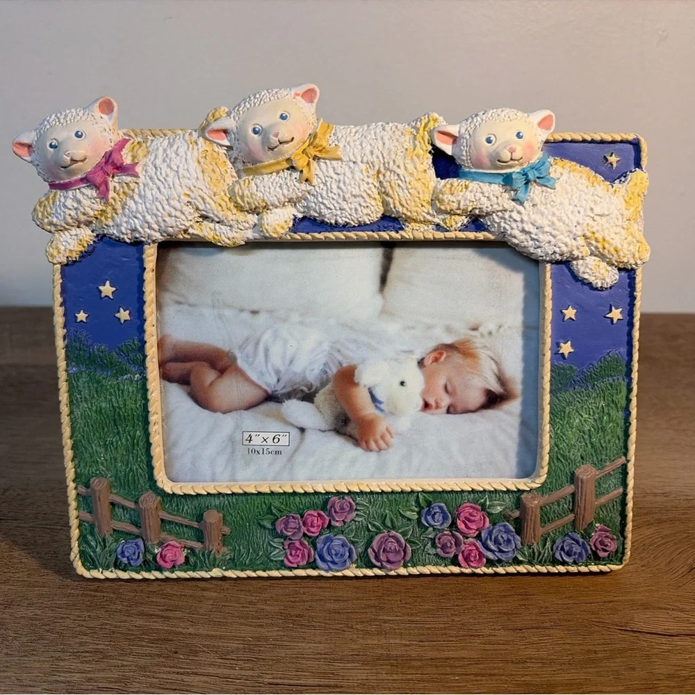 Vintage Figi Graphics COUNTING SHEEP White Lambs Picture Photo Frame